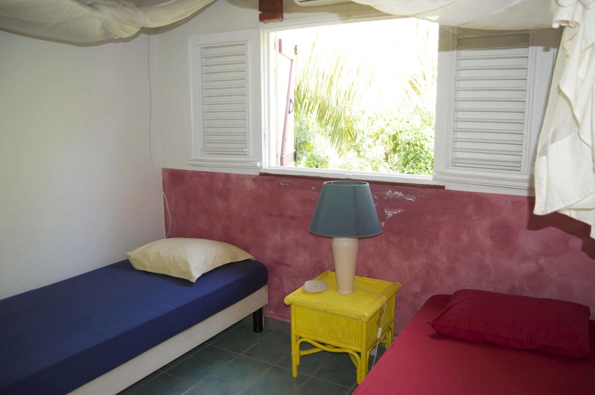 Gites Mosaiques Sainte-Rose Ngoại thất bức ảnh